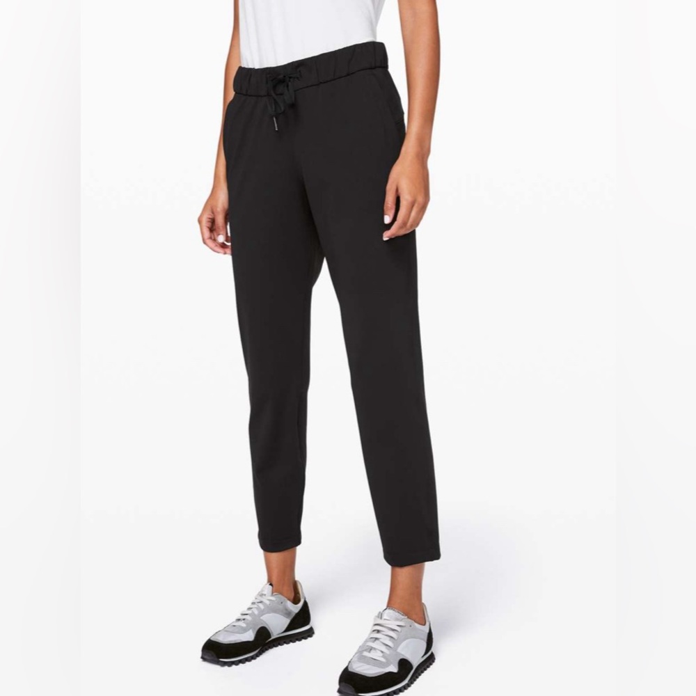 🍋Lululemon-On the Fly 7/8 Pant-Black-Like New
